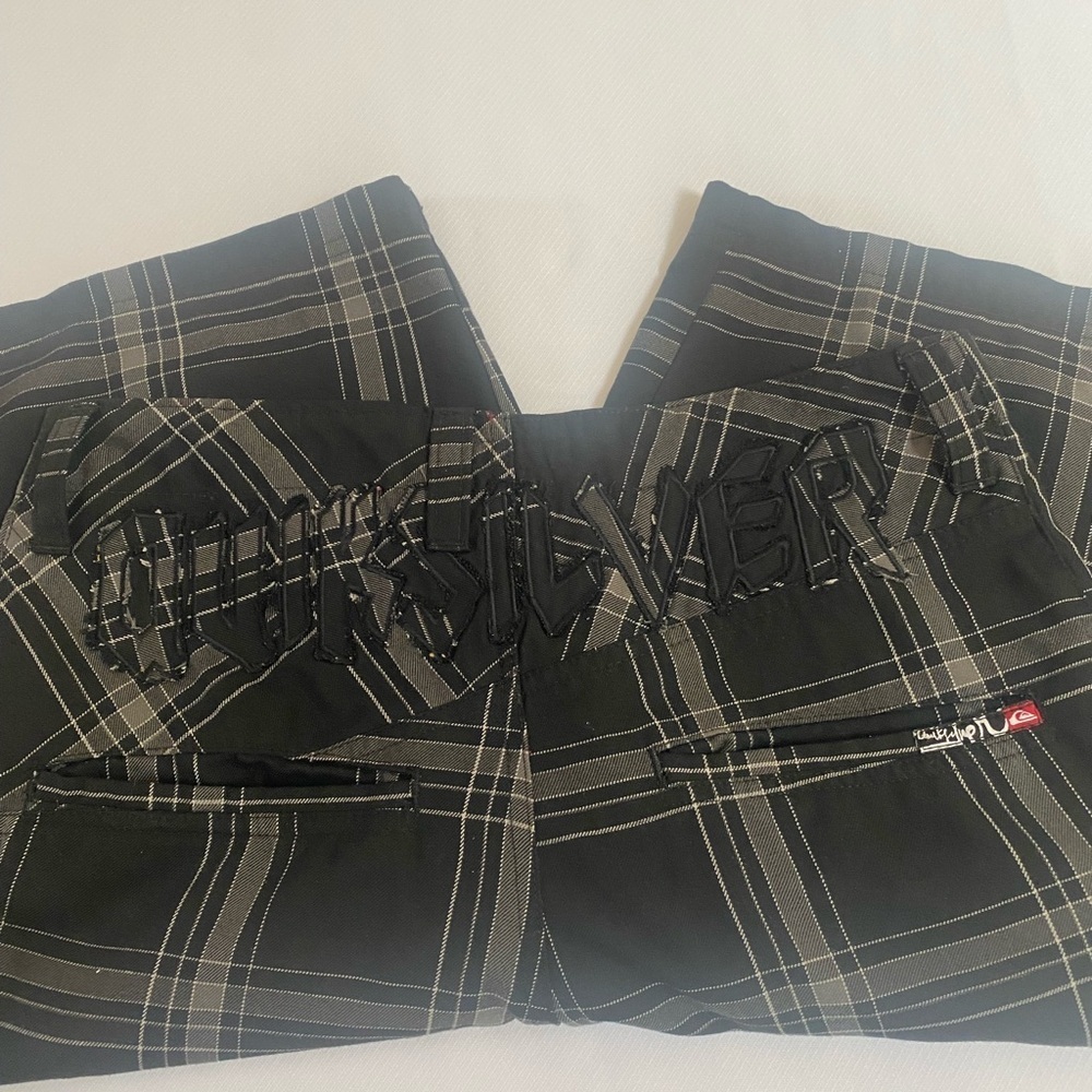 Quiksilver Shorts Plaid Black Logo Skater Y2K Size 30 - Picture 13 of 16